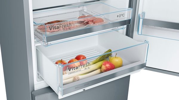 Bosch KGE49AICA, Freistehende Kühl-Gefrier-Kombination mit Gefrierbereich unten